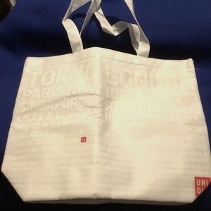 Uniqlo Insulated Tote Bag White International Cities